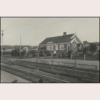 Sävedalen station omkring 1935. Bild från Sveriges Järnvägsmuseum. Foto: Okänd. 