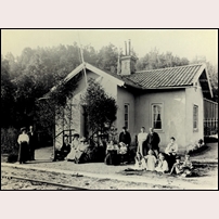 Tröjan "omkring sekelskiftet" (enligt bildkällan). I själva verket torde bilden vara tagen Monday, 24 June 1912, se "utredning" under föregående bild. Foto: Johan E. Thorin. 