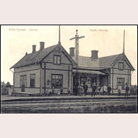 Kvarnlyckan station efter 1912, då stationshuset byggdes till. Foto: Okänd. 