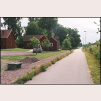 Rinkabyholm station den 4 juli 2012. Banvallen är numera en fin cykelled. Foto: Olle Alm. 
