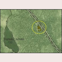 320 Hataåsen på 1949 års ekonomiska karta. En liten gul yta i den stora gröna skogen, ett oansenligt tecken på mänsklig bebyggelse som inte längre är.