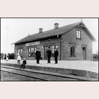 Anderstorp station 1910. Bild från Järnvägsmuseet. Foto: Okänd. 