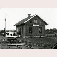 Leksberg station enligt uppgift på 1890-talet. Bild från Sveriges Järnvägsmuseum. Foto: P. A. Eriksén. 