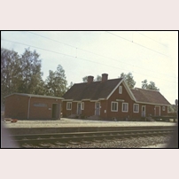 Tväråbäck station den 16 juni 1970. Bild från Sveriges Järnvägsmuseum. Foto: Okänd. 