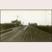 Mora-Noret station okänt år omkring 1900. Bild från Järnvägsmuseet. Foto: Okänd. 