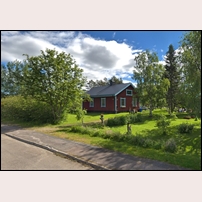 420 Kaipajokk på sin nya plats i Koskullskulle. Bilden är hämtad 2020 från Google Streetview.