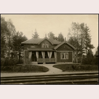 Porla station, hus 9B stationsmästarbostaden okänt år. Bilden från Järnvägsmuseet. Foto: Okänd. 