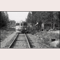 Rämyrbaden hållplats den 25 augusti 1969. Om en vecka är trafiken nedlagd för alltid. Bild från Järnvägsmuseet. Foto: Staffan Mörling. 