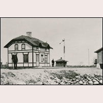 Öjkroken station omkring 1910. Notera att namnet är ditskrivet för hand på fotot. Bild från Järnvägsmuseet. Foto: Okänd. 