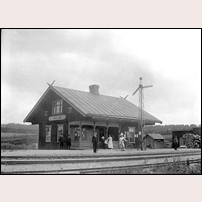 Tångelanda station före 1900. Bild från Järnvägsmuseet.  Foto: Okänd. 