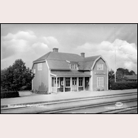 Blomstermåla station omkring 19201. Vykort från K. Holmér, Virserum. Foto: K.A. Holmér. 