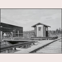 Antasstugan hållplats omkring 1937. Delförstoring av bild från Järnvägsmuseet. Foto: Okänd. 