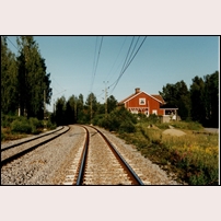 141 B Gottne invid norra utfarten från Gottne station. Bilden tagen den 6 augusti 1996 Foto: Jöran Johansson. 