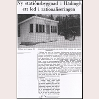 Hädinge station har förlorat sitt ståtliga stationshus. Nu är det andra tider och byggnationen anpassas efter behovet. Tidningsurklipp från 1960-talet. Återges efter vänligt tillmötesgående av Värnamo Nyheter. Foto: Värnamo Nyheter. 