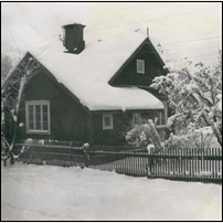 463 Malmen 1959. Bilden är ett bidrag från Iréne Persson. Hon och hennes make var de sist boende i stugan, till oktober 1967. Foto: Okänd. 