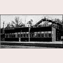 Tomteboda station med det 1941-42 uppförda stationshuset. Bild från Statsbaneingenjören mars 1943. Foto: Okänd. 