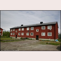 Abisko Östra, bostadshus 9I, den 29 juni 2006. Foto: Peter Sandström. 