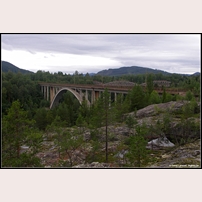 Broarna över Indalsälven mellan Ragunda och Bispgården den 22 juli 2008. Foto: David Larsson. 
