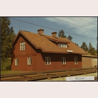 Kilvo station, troligen omkring mitten av 1960-talet. Bild från Sveriges Järnvägsmuseum. Foto: Okänd. 