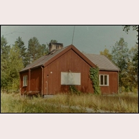 631 Sorsele den 9 september 1971. Stugan verkar inte vara i bruk. Bild från Sveriges Järnvägsmuseum. Foto: Okänd. 