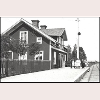 Djurås station omkring 1930. Foto: Okänd. 