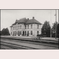 Berga station på 1920-talet. Bild från Sveriges Järnvägsmuseum. Foto: Okänd. 