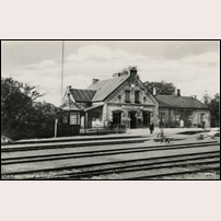 Staffanstorp station okänt år, troligen på 1940-talet. Bild från Sveriges Järnvägsmuseum. Foto: Okänd. 
