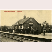 Satserup station med gamla stationshuset omkring 1910.  Foto: Otto Ohm. 