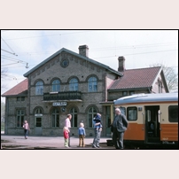 Kattarp station den 15 maj 1976. Bilden är tagen i samband med en mfÖSJ-utflykt med Y6 1017.


 Foto: Bengt Gustavsson. 
