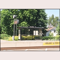 Floby station den 1 juli 2015, tredje "stationshuset". Somliga begrepp devalveras med tiden. Foto: Olle Alm. 