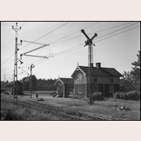 Torpåkra station 1950-tal. Bild från Sveriges Järnvägsmuseum. Foto: Walther. 