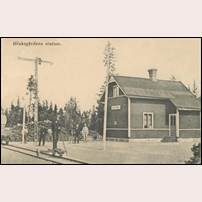 Bruksgården station 1906, samma år som stationen öppnats vid midsommartid.. Foto: Okänd. 