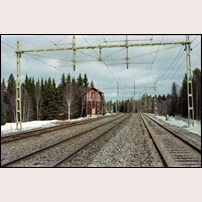 Dockmyr station, utfarten norrut den 12 april 1980. Foto: Jöran Johansson. 