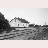 Skytts Tommarp station omkring 1940. Bild från Sveriges Järnvägsmuseum. Foto: W. Ågårdh. 