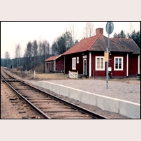 Korpklev station i mars 1992. Fotoriktning söderut. Foto: Sven Olof Muhr. 
