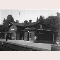 Knypplan station 1947. Bild från Järnvägsmuseet. Foto: Okänd. 