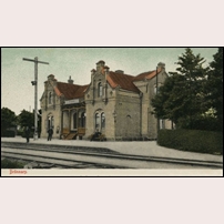Brännarp station 1907. Vykort från Konstförlaget Hallandia, Halmstad. Bild från Järnvägsmuseet.  Foto: Okänd. 