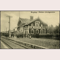 Hörken station under sitt ursprungliga namn Bergslags-Hörken, vilket innebär att bilden är tagen före 1907. Okänt vykort. Foto: Okänd. 