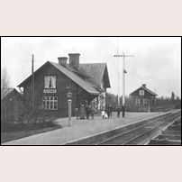 Åsträsk station okänt år, gissningsvis på 1910-talet. Bild från Tommy Hendler. Foto: Okänd. 
