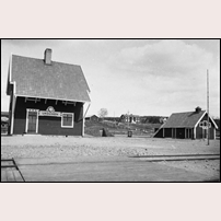 Ursviken station omkring 1916. Ingen skönhet precis.  Bild från Järnvägsmuseet. Foto: Okänd. 
