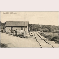 Sissebäck hållplats omkring 1910. Enligt andra källor skall hållplatsen då ha hetat Valje! Bild från Järnvägsmuseet. Foto: Okänd. 