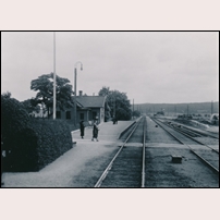Östertibble station 1936. Bild från Järnvägsmuseet. Foto: Okänd. 