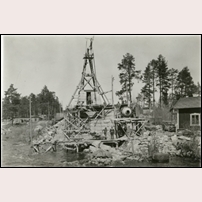 754 Ljusnebron omkring 1921. Stugan skymtar till höger. Bild från Järnvägsmuseet. Foto: Gustaf Sahlin. 