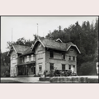 Valdemarsvik station på 1930-talet. Bild från Järnvägsmuseet. Foto: Okänd. 