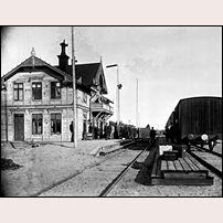 Nyland station 1892. Bild från Västergötlands museum. Foto: Dagmar Eriksén. 