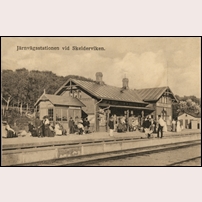 Skälderviken station omkring 1908. Bild från Järnvägsmuseet. Foto: Okänd. 
