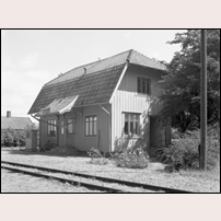 Vickleby station på 1950-talet. Bild från Järnvägsmuseet. Foto: Olof Sjöholm. 