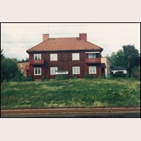 Svartå station, bostadshus 9C okänt år. Byggnaden revs på 1970-talet. Bilden är hämtad från Facebookgruppen Järnvägar i Närke. Foto: Okänd. 