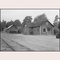 Isums station på 1950-talet. Bild från Järnvägsmuseet. Foto: Olof Sjöholm. 