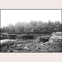 Bron över Tidan vid Balteryd, Tibro byggs 1938. Bild från Järnvägsmuseet. Foto: Joel Bengtsson. 